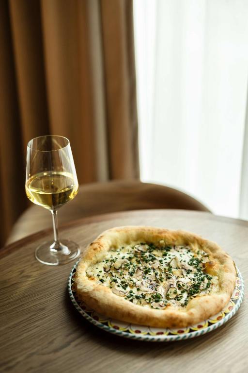 Radisson RED Hotel & Radisson RED Apartments, Kraków - Resim 25