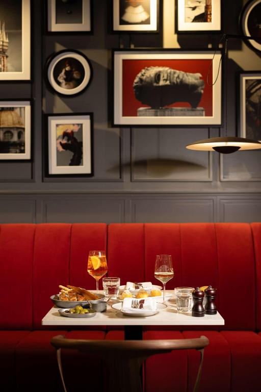 Radisson RED Hotel & Radisson RED Apartments, Kraków - Resim 27