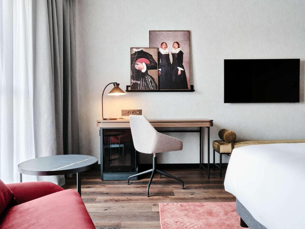 Radisson RED Hotel & Radisson RED Apartments, Kraków - Resim 36