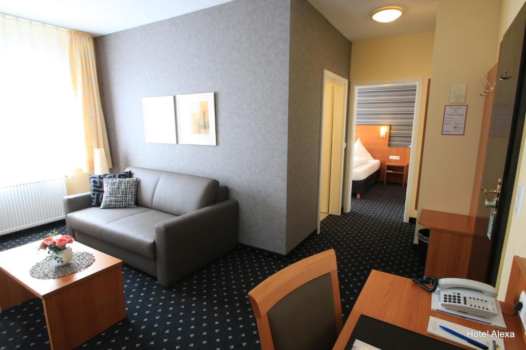 Hotel Alexa - Suite With Balcony
