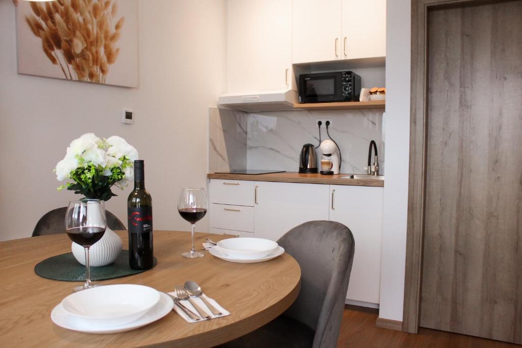 Apartments BINGO - Zagreb airport - 7