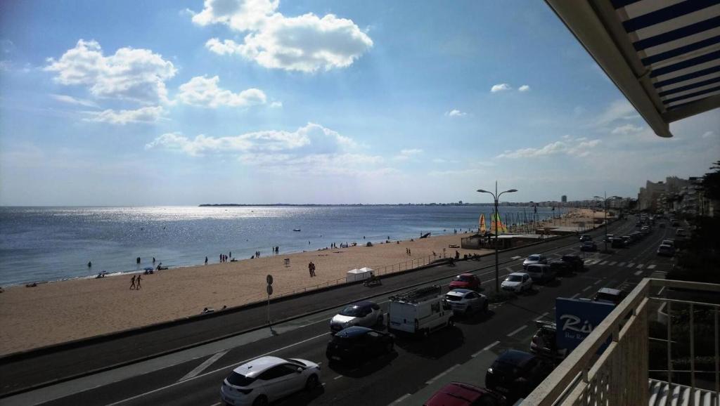 Photo de la galerie de l'établissement Résidence Le Sloop - Location de Vacances - PORNICHET - Appartement Face Mer MAE-7471, à Pornichet