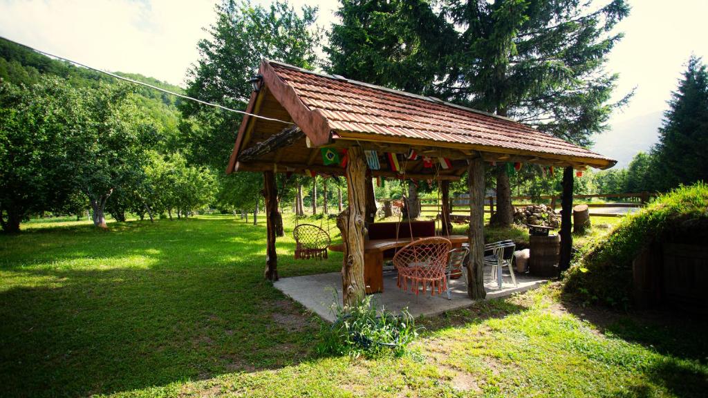 Zahrada ubytování Ethno Village Štitarica