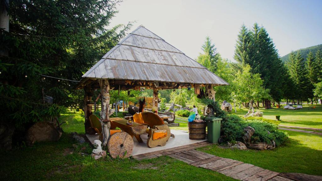 Zahrada ubytování Ethno Village Štitarica