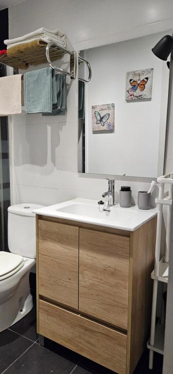 Kúpeľňa v ubytovaní Apartamento completo, 2min de la playa (El Palo)