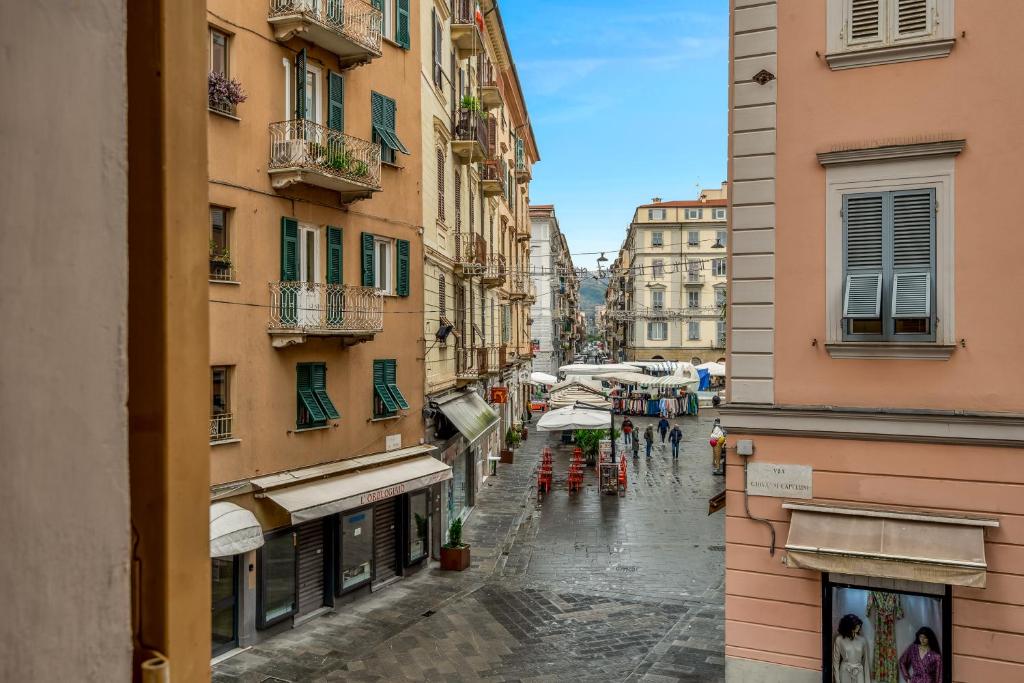 Nespecifikovaný výhled na destinaci La Spezia nebo výhled na město při pohledu z penzionu