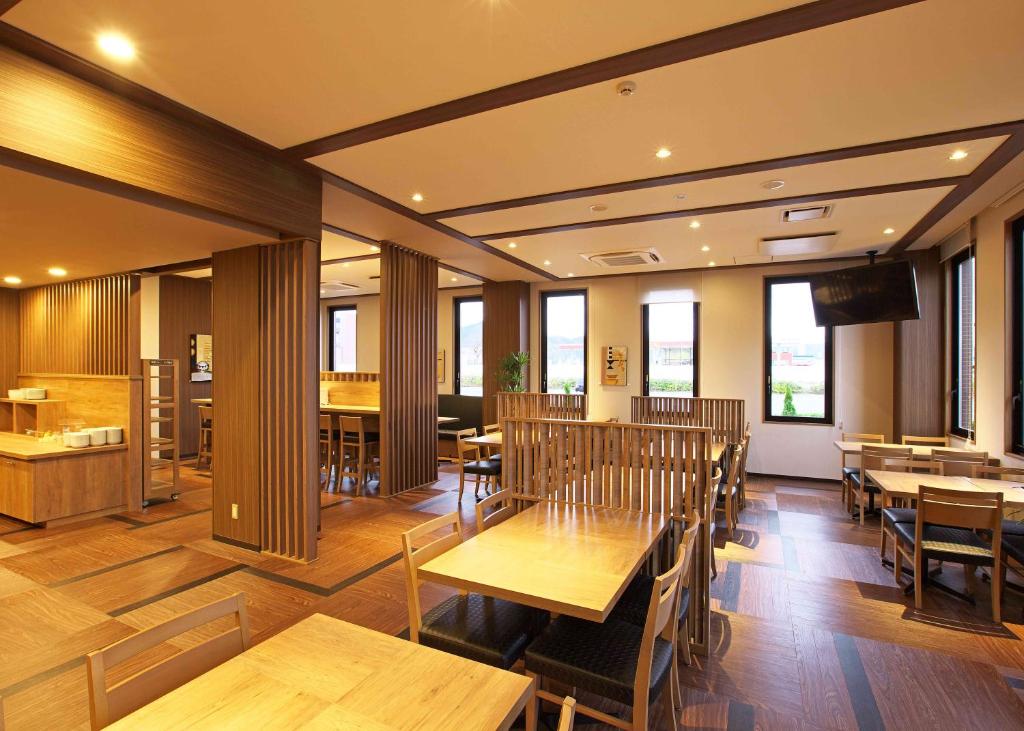 Posezení v ubytování Hotel Route-Inn Sabae -Kokudou 8 Gou-