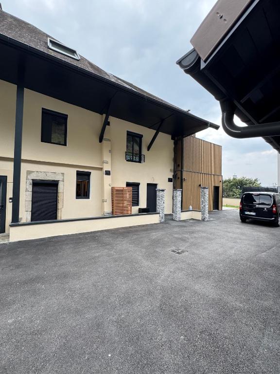 Budova, kde se apartmán nachází