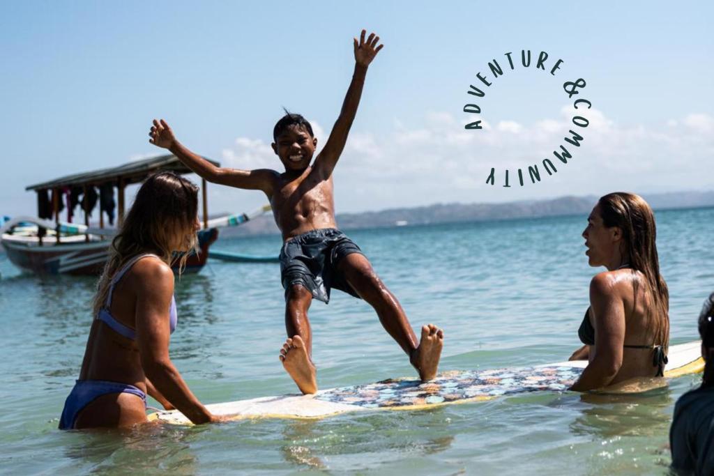 Clients de PORTER HOTEL - Surf & Yoga Retreat