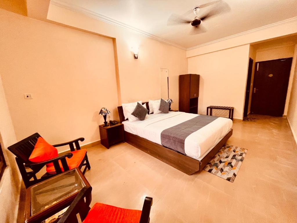 Postel nebo postele na pokoji v ubytování The southern Soul Beach Resort -close to calangute beach Managed By Shivam Resort
