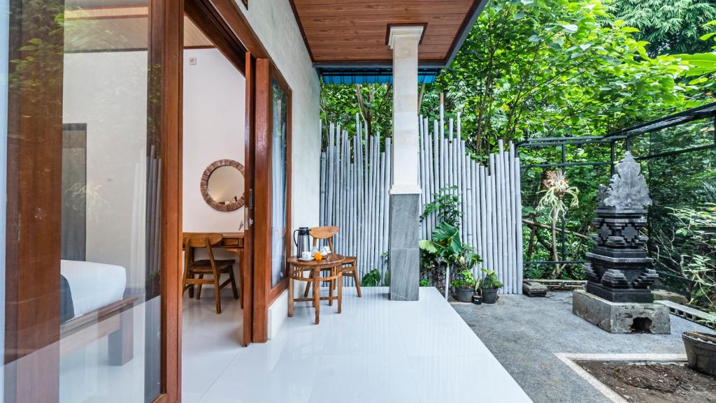 Zahrada ubytování Depi House Ubud