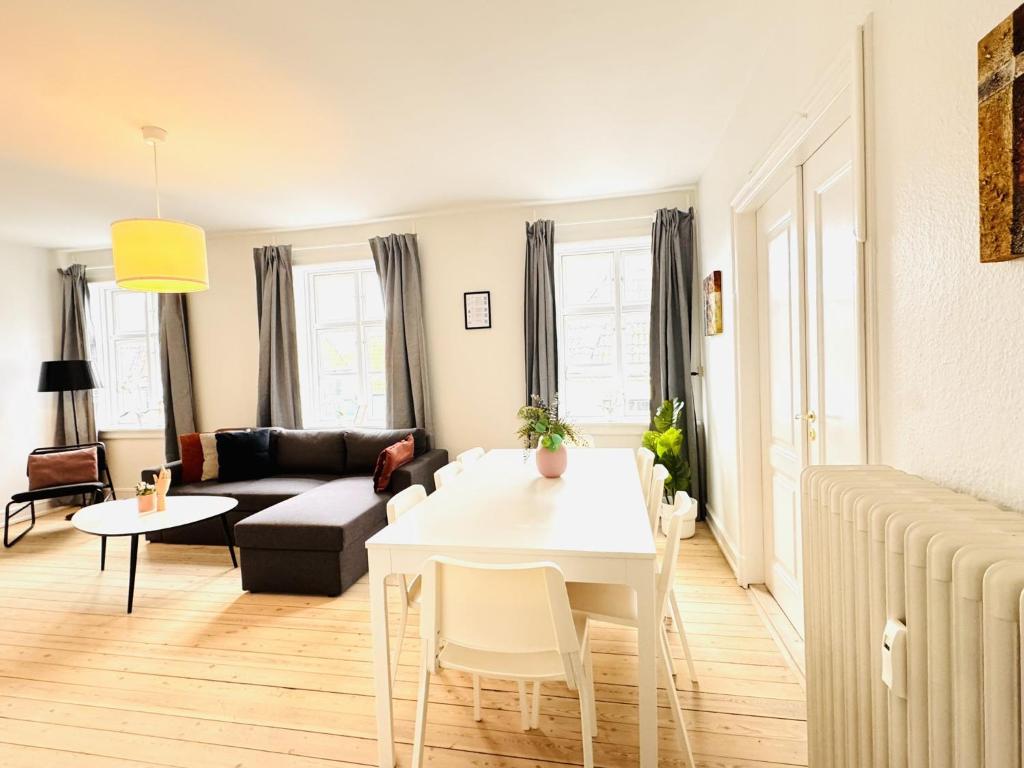 Snapshot of Aday Pedestrian Beautiful 4 Bedroom Apartment Aalborg
