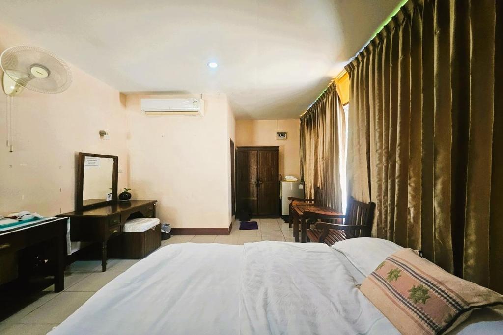 Thai Gallery Baantawai - Resim 16