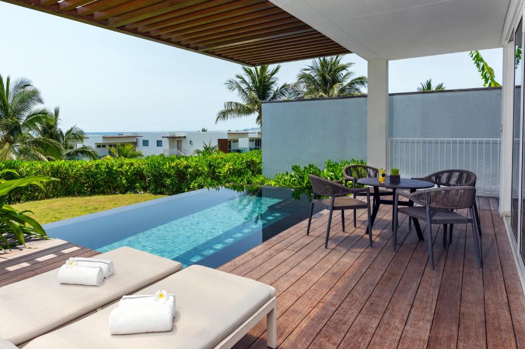1 Bedroom Villa, Private Pool, Ocean View - King Bed