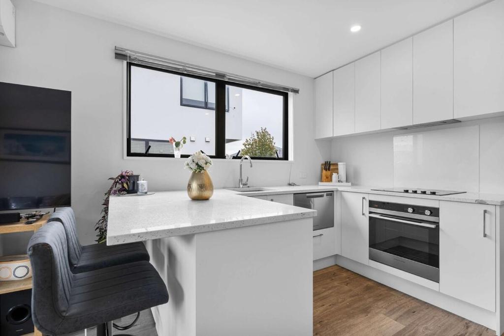 Charming 2-Bedroom Townhouse - Resim 9