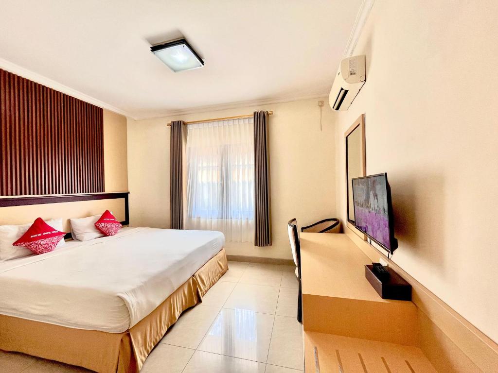 TV a/nebo společenská místnost v ubytování Hotel Cepu Indah 1
