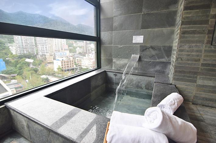 Fotografie z fotogalerie ubytování No. 21 Jiaoxi Hot Spring Homestay v destinaci Ťiao-si