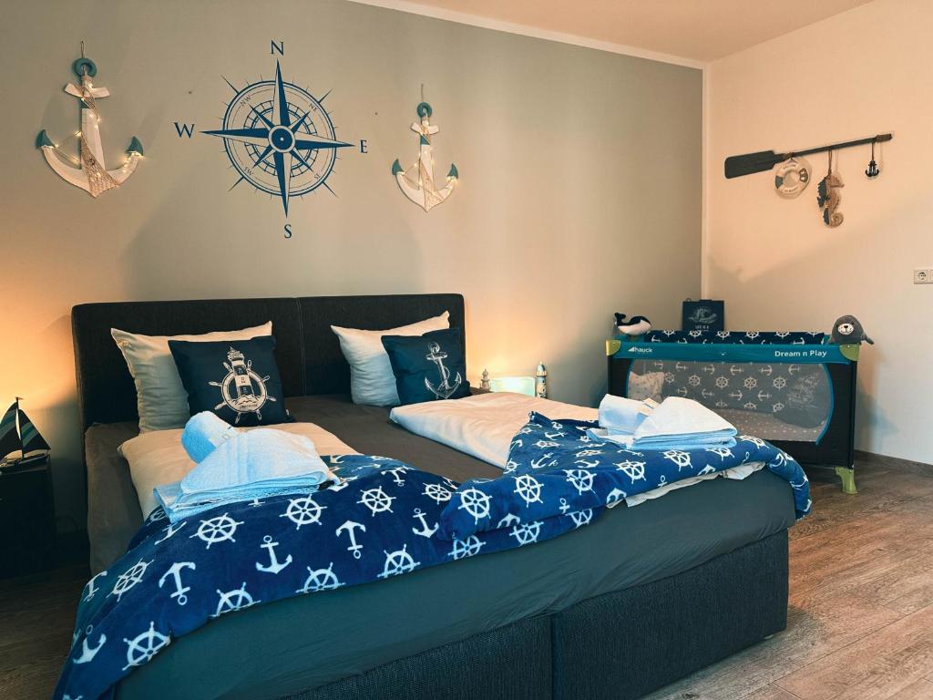 Postel nebo postele na pokoji v ubytování ORCA Hotel am Elbschloss