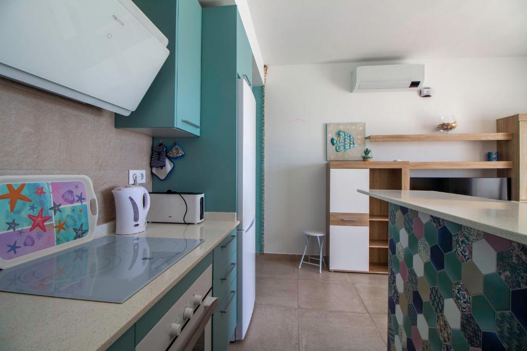 Kuchyňa alebo kuchynka v ubytovaní Lightbooking Mirador I Tarifa