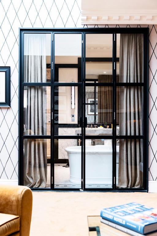 Hôtel de Berri Champs-Élysées, a Luxury Collection Hotel - Resim 19