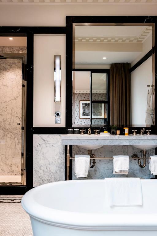 Hôtel de Berri Champs-Élysées, a Luxury Collection Hotel - Resim 28