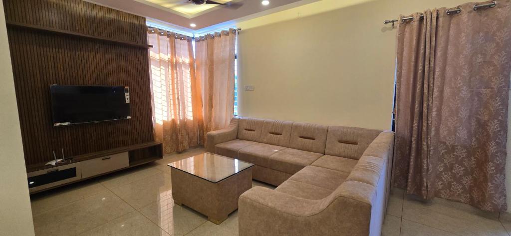 TV a/nebo společenská místnost v ubytování silent view service apartment