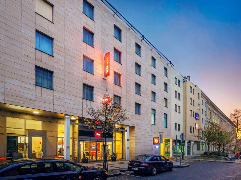 Budynek, w którym mieści się hotel