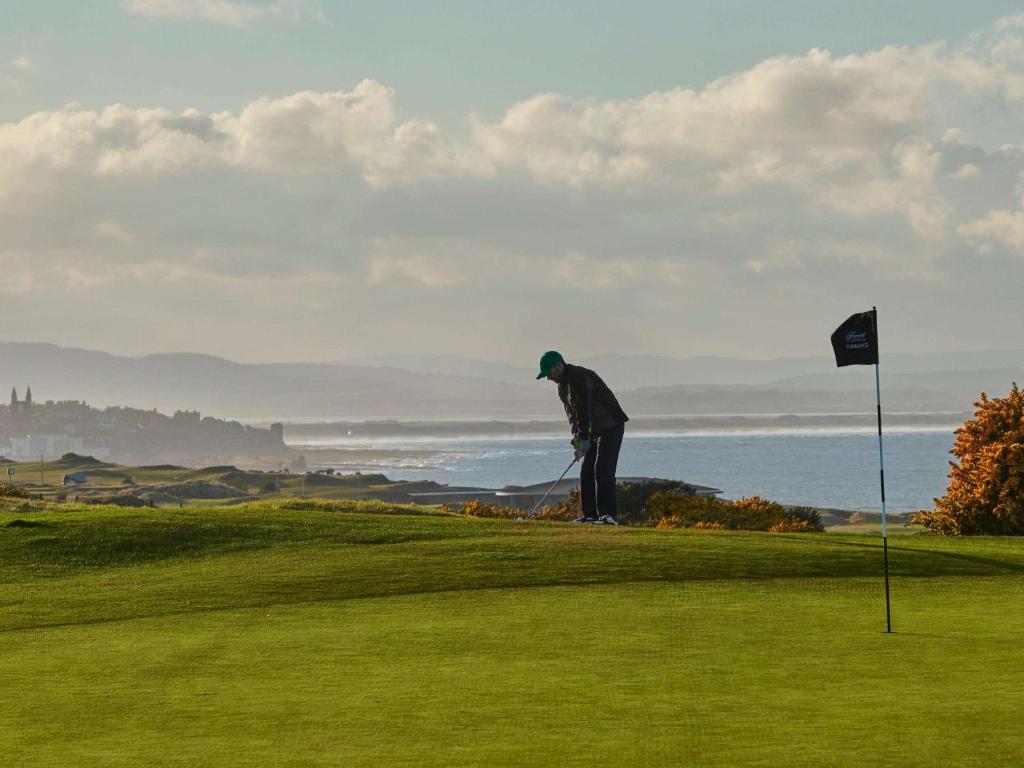 Golf v hotelu nebo okolí