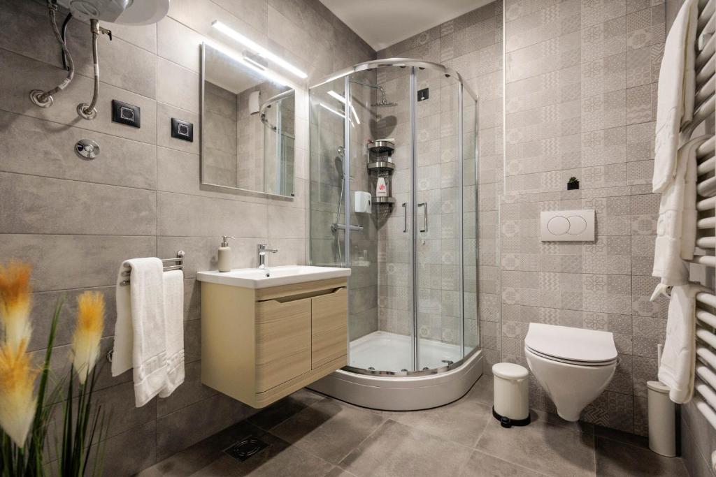 TESLA Residence Subotica - 工作室
