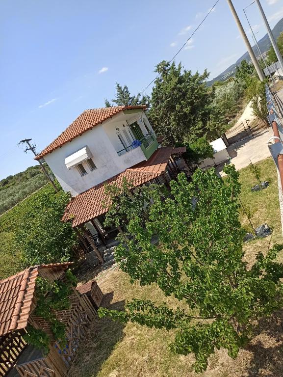 The building in which the holiday home is located