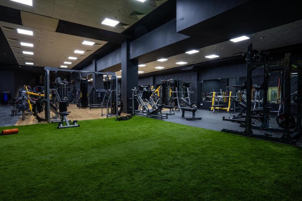 Fitness centrum a/nebo fitness zařízení v ubytování Panorama Lisi Grand Hotel