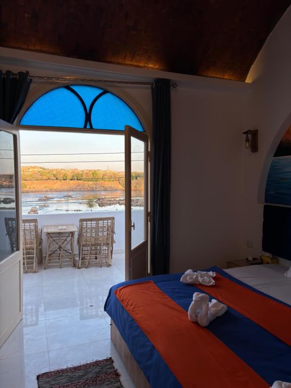 Postel nebo postele na pokoji v ubytování JAREEDY Guest house