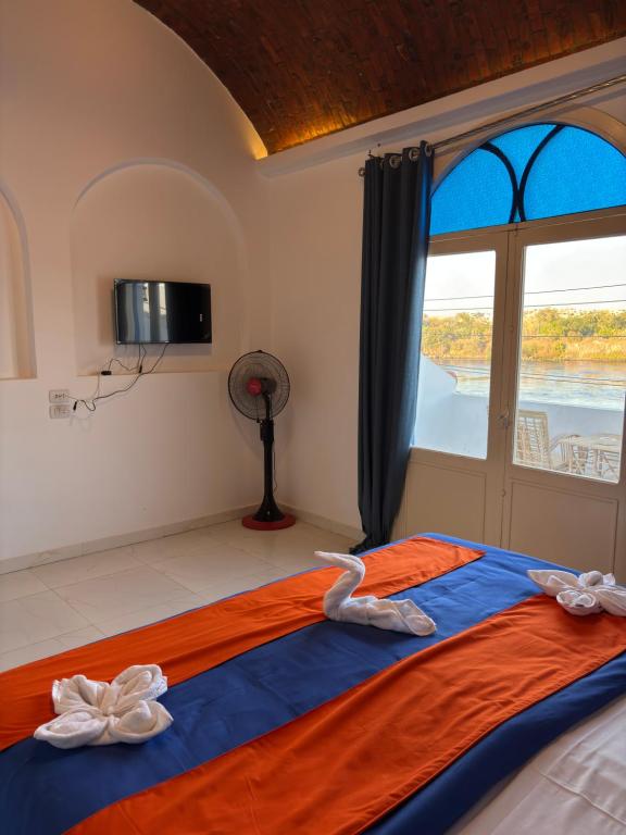 Postel nebo postele na pokoji v ubytování JAREEDY Guest house