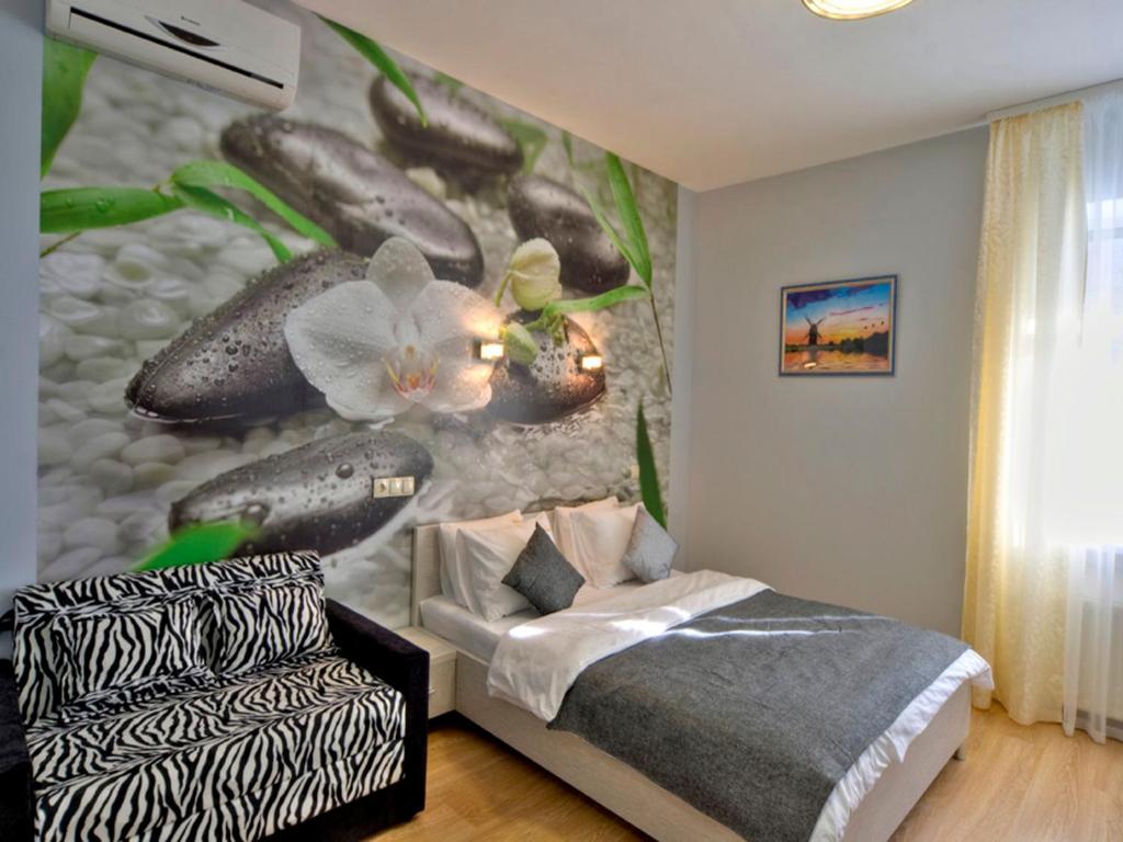 Postel nebo postele na pokoji v ubytování Golden Gate Inn