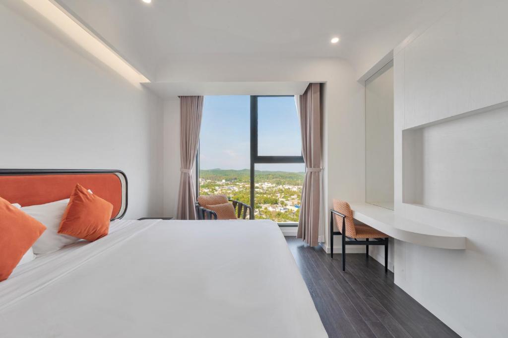 La isla Apartments & Villas - Sea View & Fireworks Phu Quoc - Two-Bedroom Apartment With View