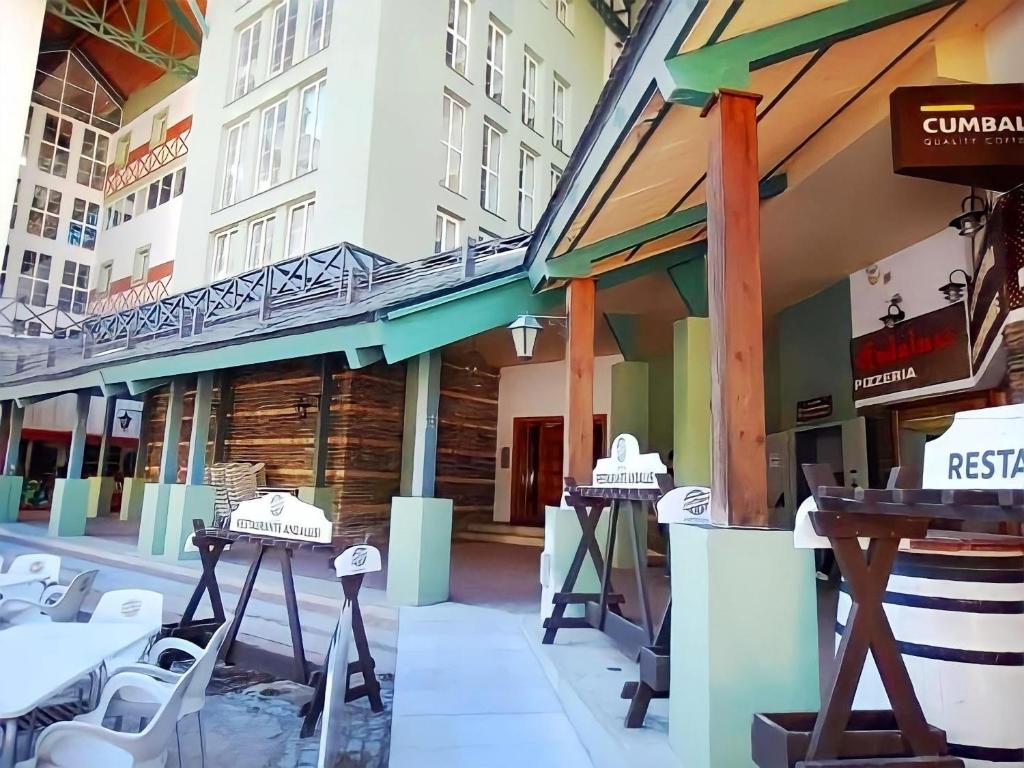 Restauracja lub miejsce do jedzenia w obiekcie Apartamento