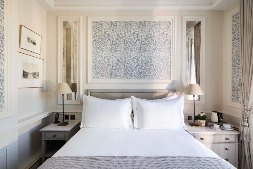 Hotel Du Quai Voltaire 3