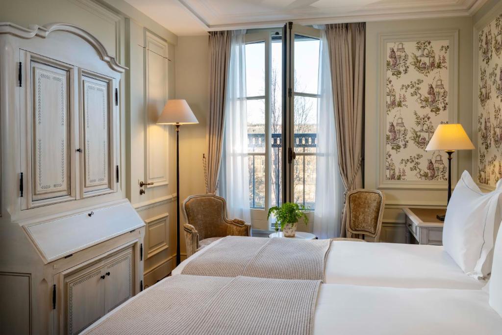 Hotel Du Quai Voltaire 4