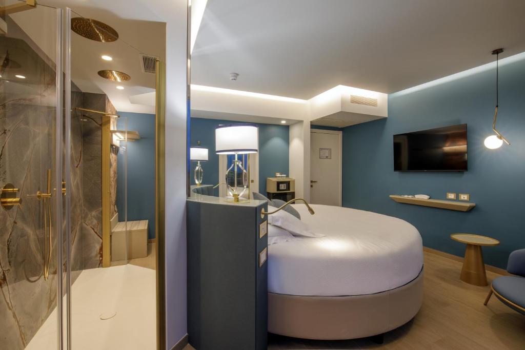 Koupelna v ubytování Ambasciatori Suite Hotel
