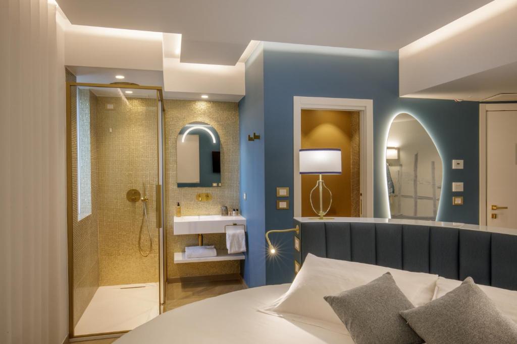 Koupelna v ubytování Ambasciatori Suite Hotel