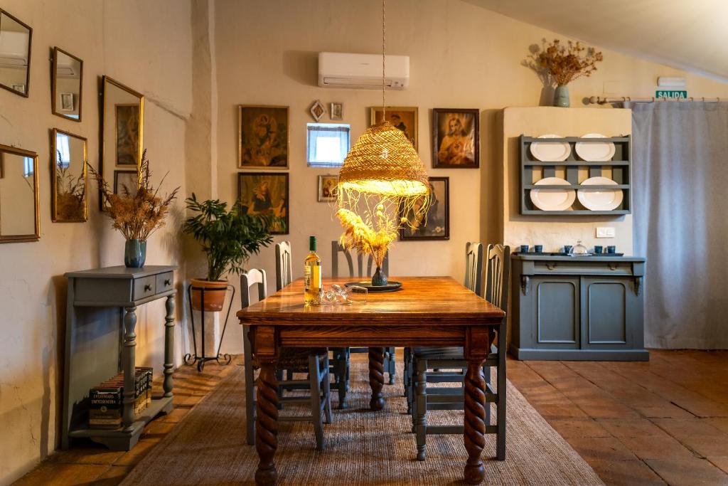 Kuchnia lub aneks kuchenny w obiekcie Ronda Romántica Lofts
