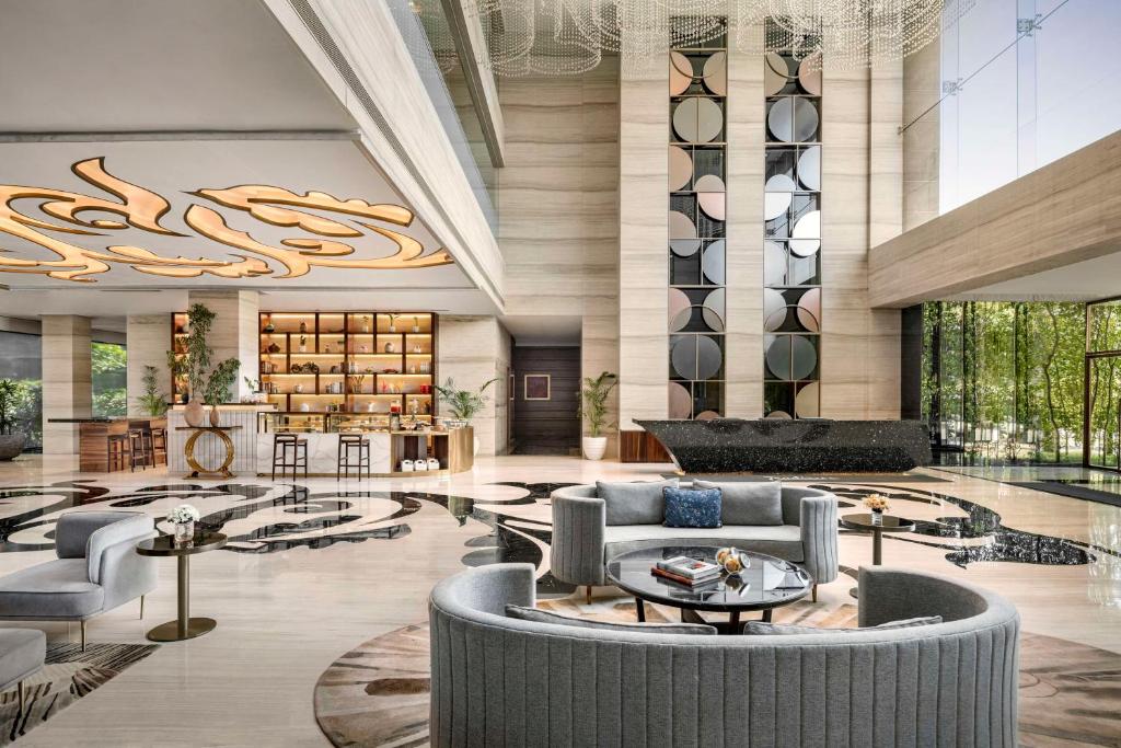 Posezení v ubytování Radisson Resort & Spa Kandla