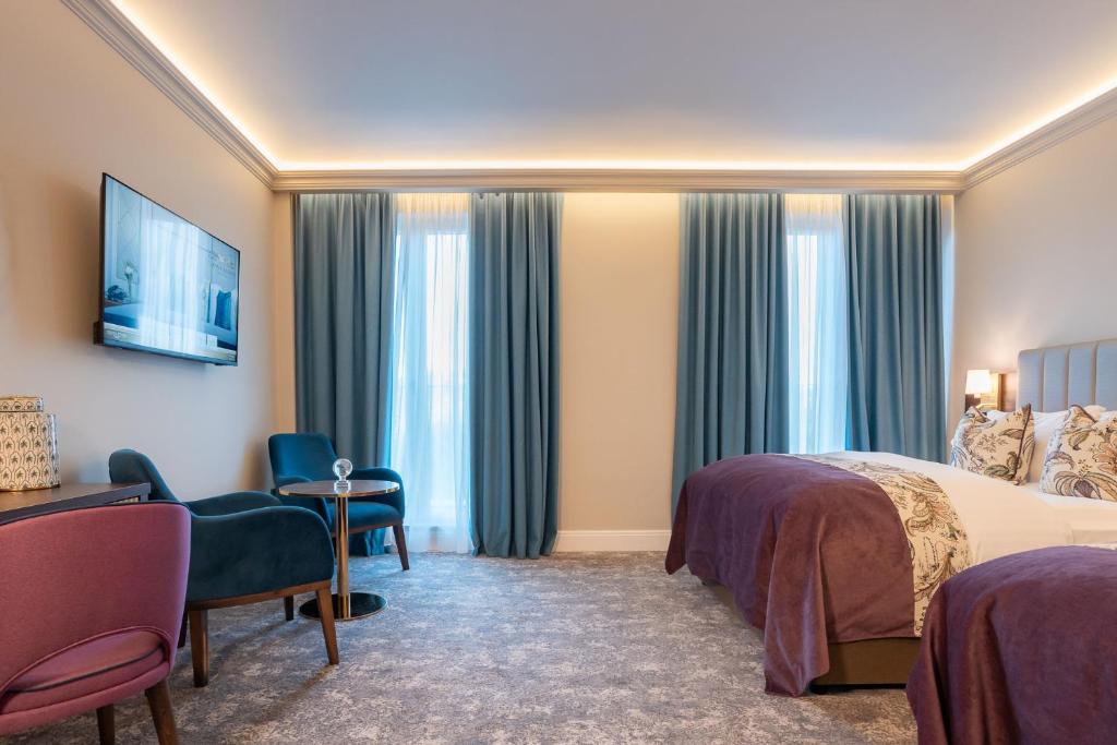 Cork's Vienna Woods Hotel & Villas - Resim 41