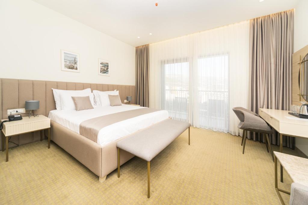 Hotel Pima Budva - 1