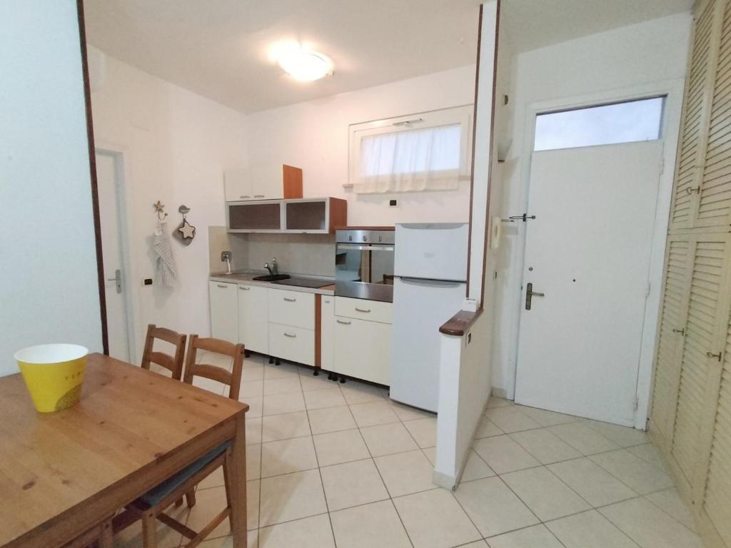 Kuchyňa alebo kuchynka v ubytovaní Casa al mare