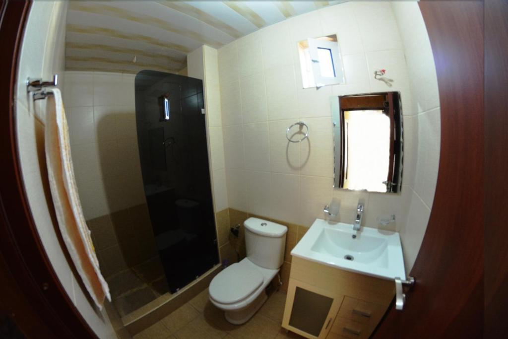 Koupelna v ubytování Family Mini-Hotel Martirosyan's and tours