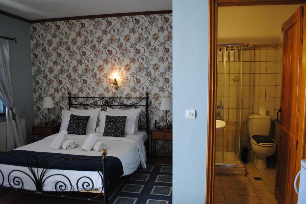 Koupelna v ubytování Andromachi's beloi hotel