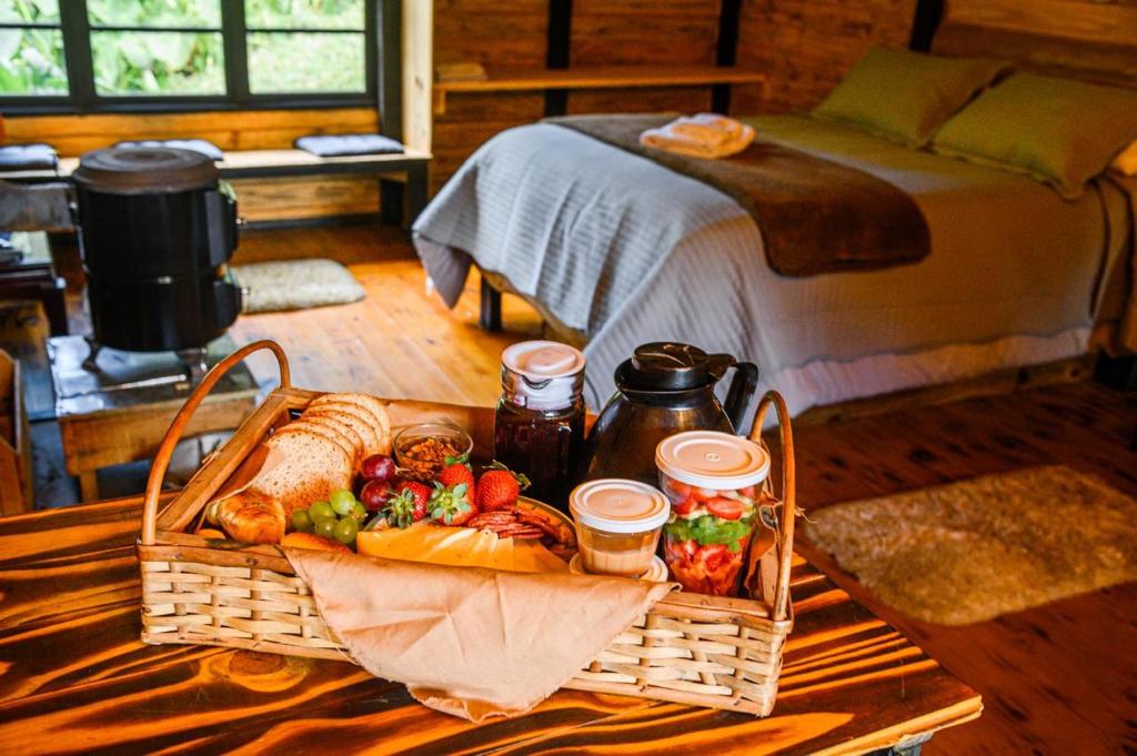 Comida en el chalet de montaña o alrededores