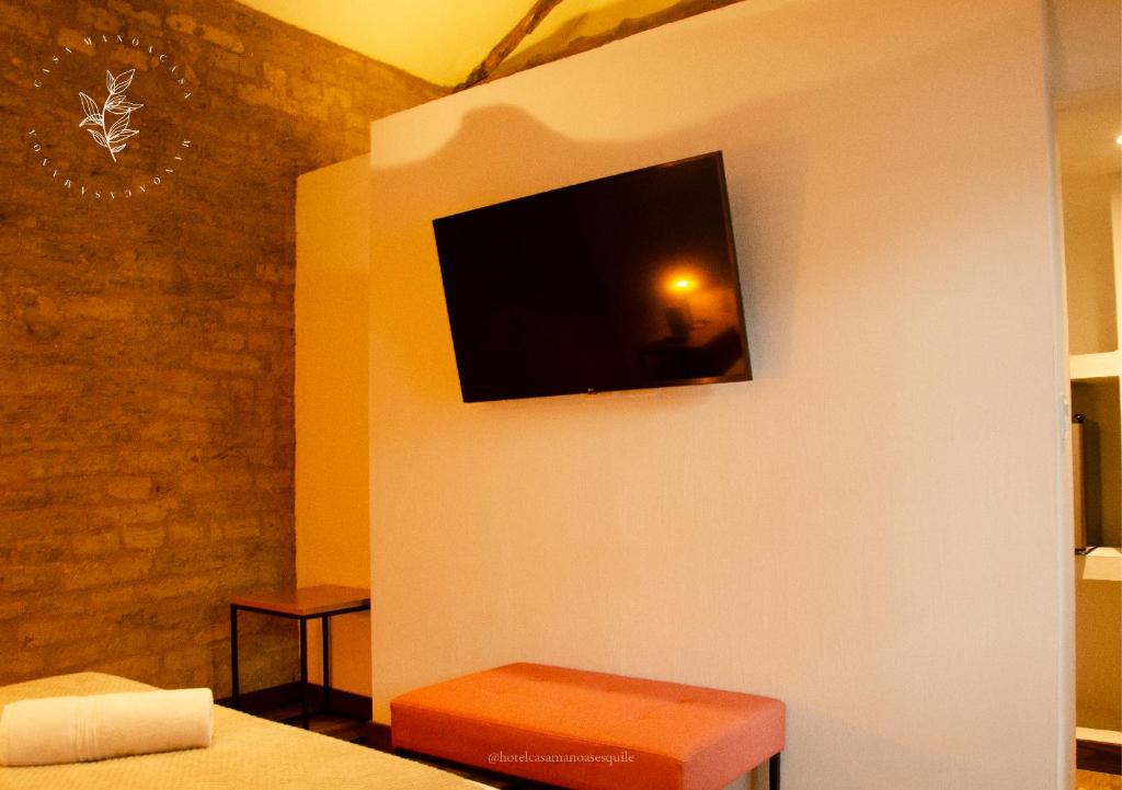 TV a/nebo společenská místnost v ubytování Hotel Casa Manoa Sesquile