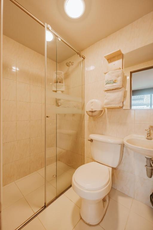 Koupelna v ubytování HOTEL VERANO